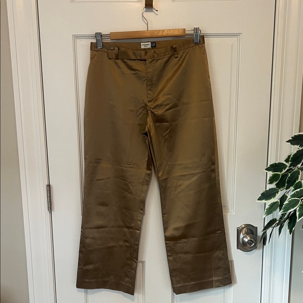 GAP Women's Shiny Cropped Stretch Tan Boot Cut Pants Size 6